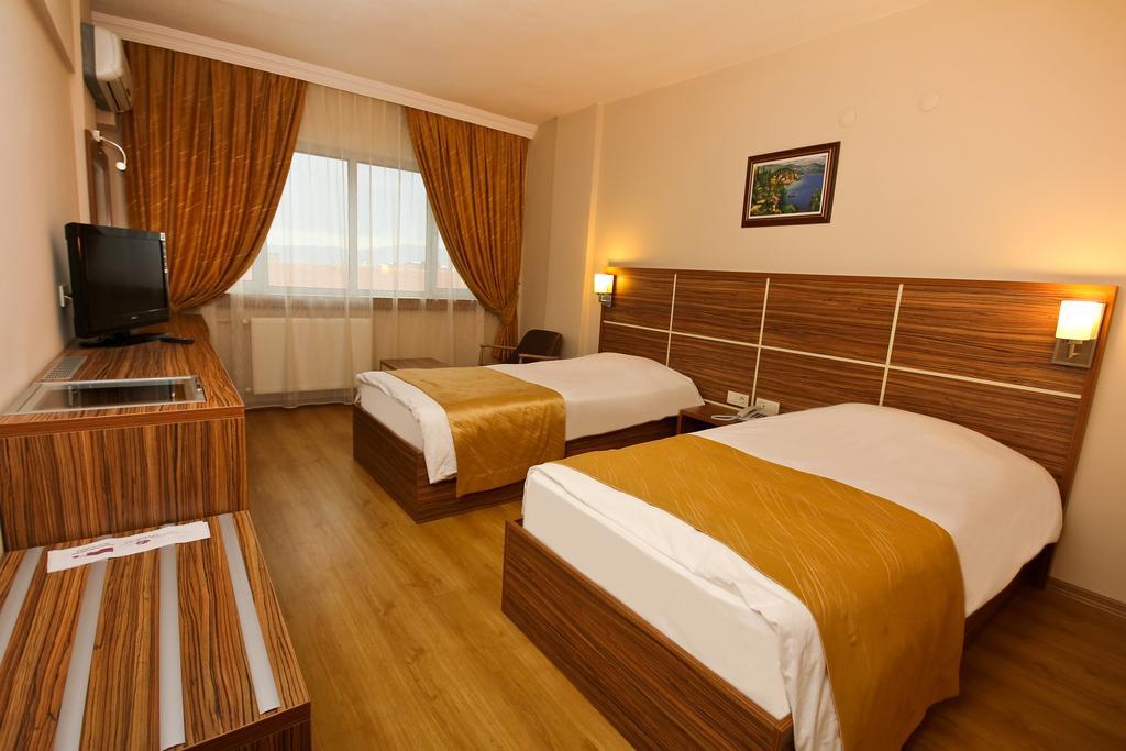 Petek Hotel ムーラ エクステリア 写真